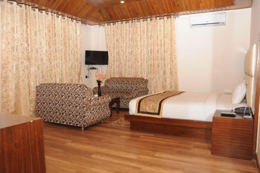 Dharamshala Paradise Sheela Exterior foto